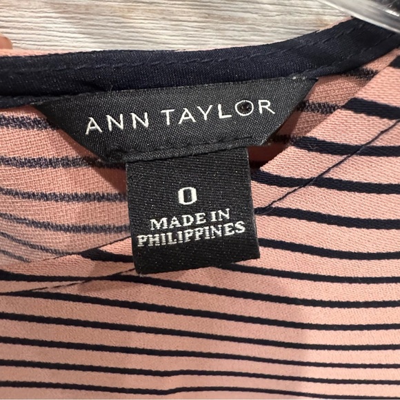 Ann Taylor striped short sleeve dress ❤️ - Picture 8 of 9
